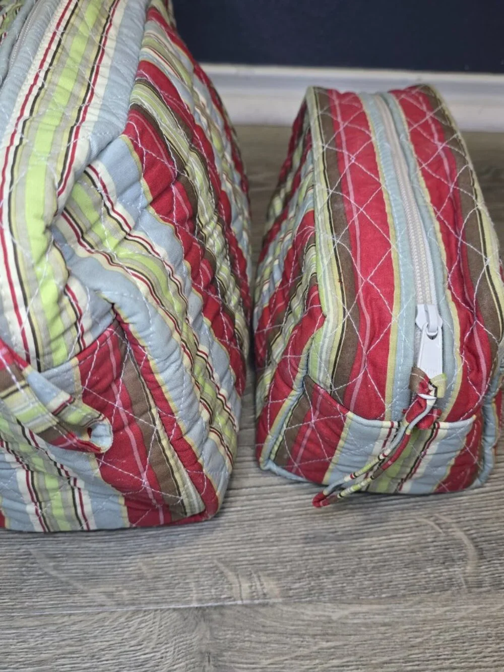 Set Of 2 Pottery Barn Cosmetics Toiletry Makeup Bags Plastic Lined Cotton Shell